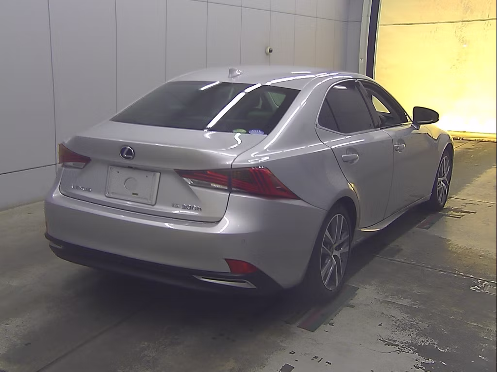 LEXUS IS300H