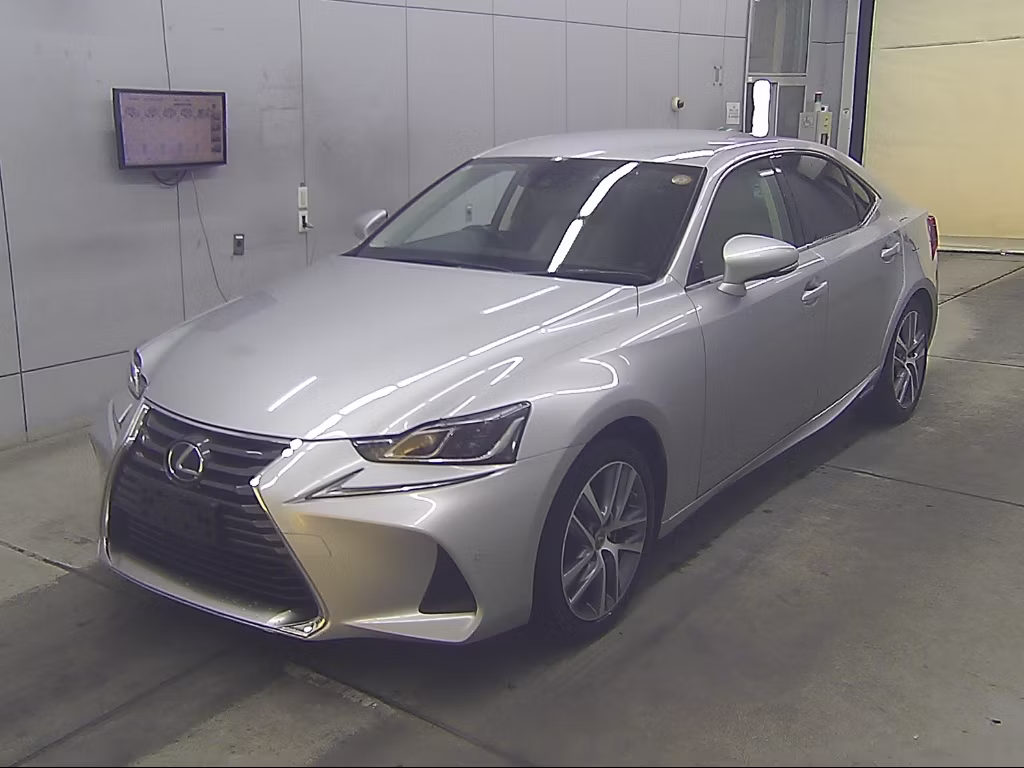 LEXUS IS300H