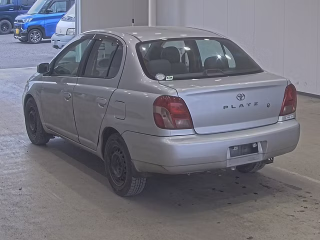 TOYOTA PLATZ