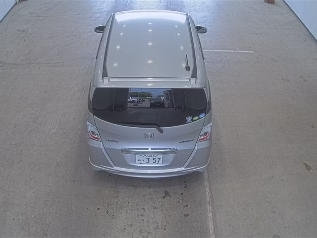 HONDA FREED SPIKE