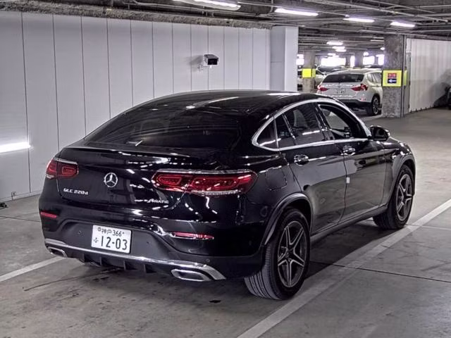 MERCEDES-BENZ GLC COUPE