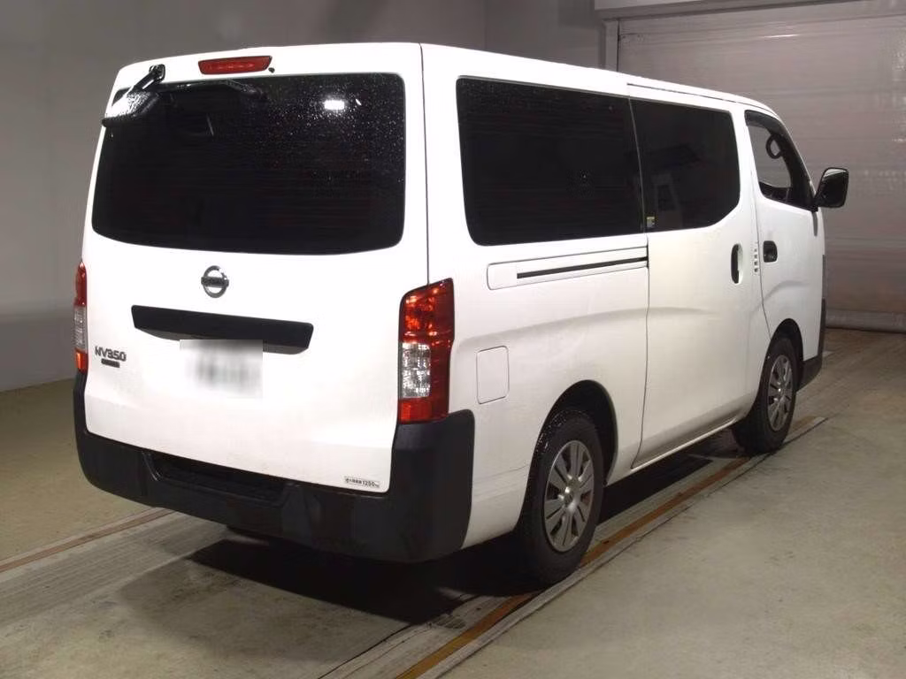 NISSAN NV350 CARAVAN
