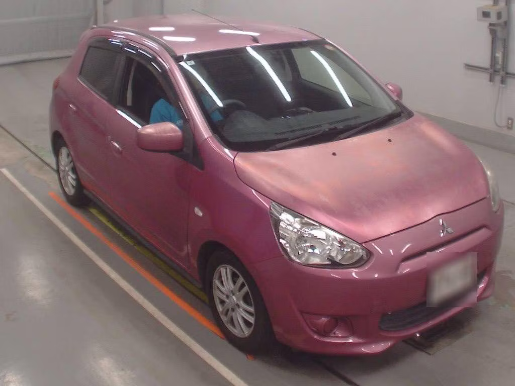MITSUBISHI MIRAGE