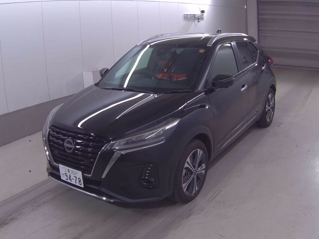 NISSAN KICKS