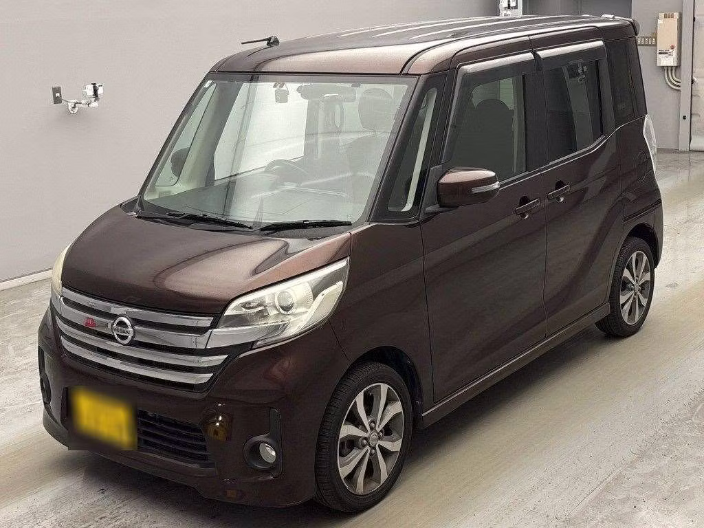 NISSAN DAYZ ROOX