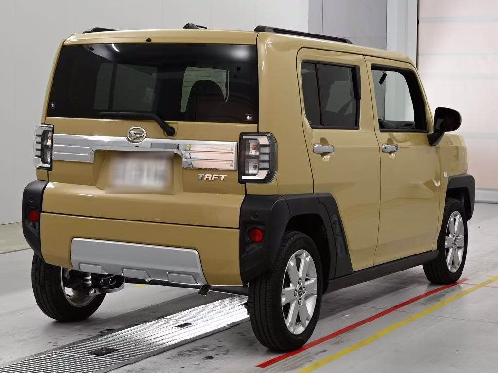 DAIHATSU TAFT