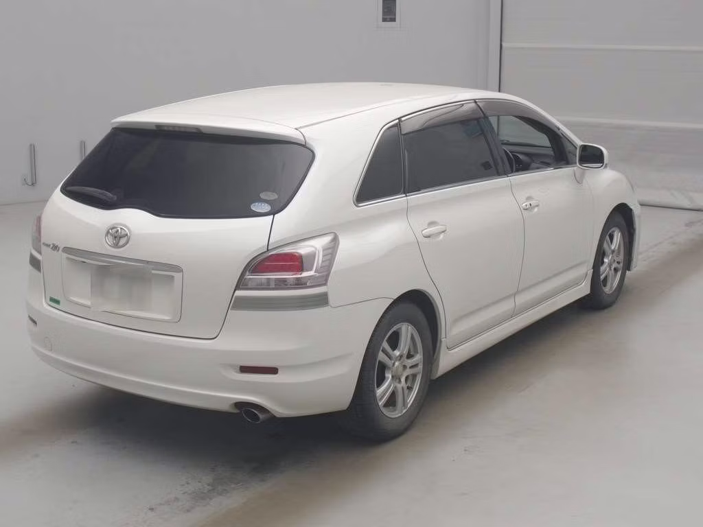 TOYOTA MARK X ZIO