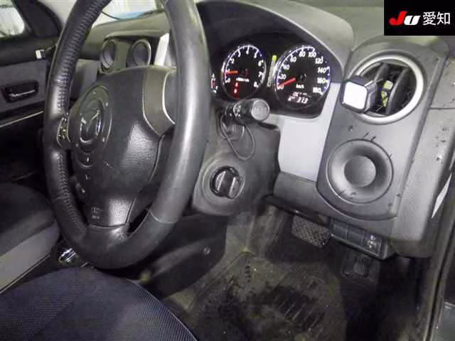 MAZDA VERISA