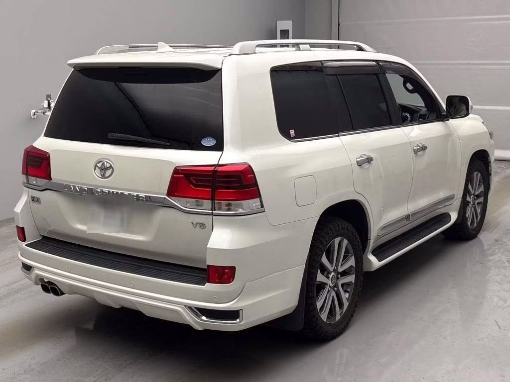 TOYOTA LAND CRUISER