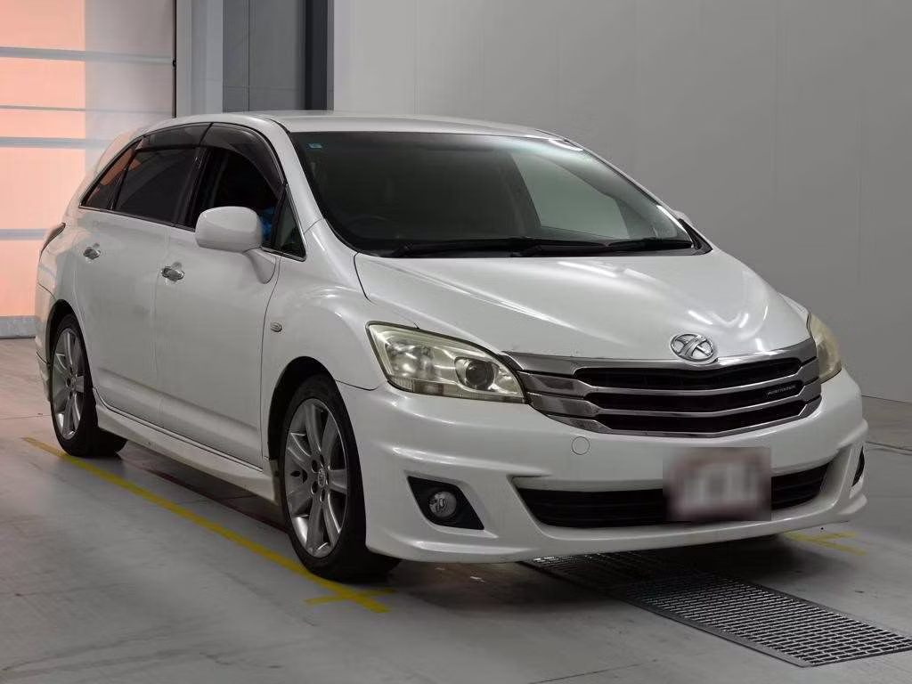 TOYOTA MARK X ZIO