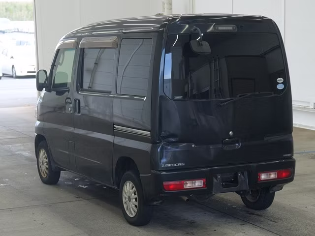 MITSUBISHI MINICAB