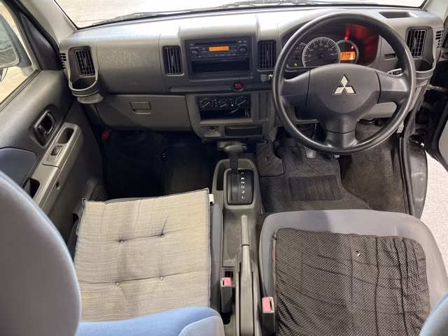 MITSUBISHI MINICAB