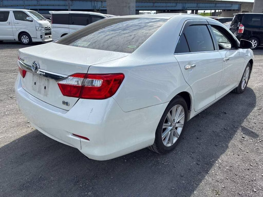 TOYOTA CAMRY