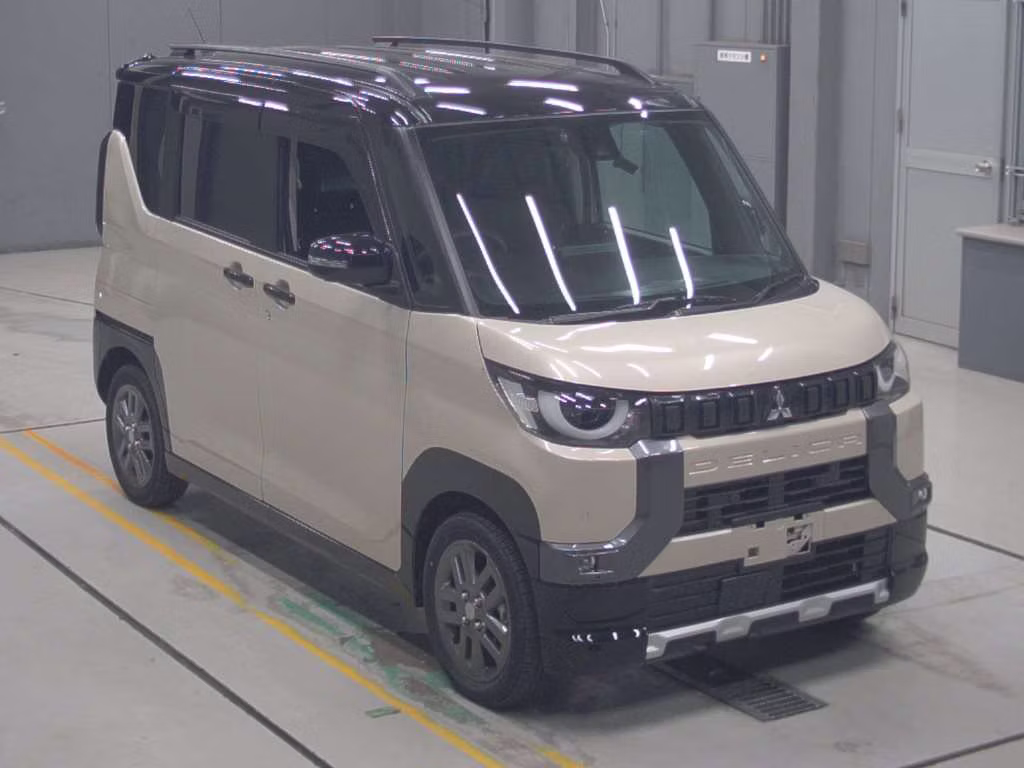 MITSUBISHI DELICA MINI