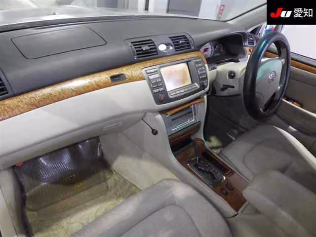 TOYOTA BREVIS