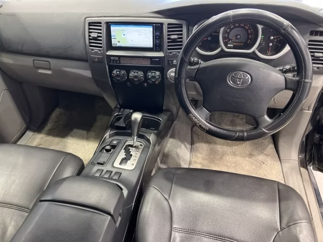 TOYOTA HILUX SURF