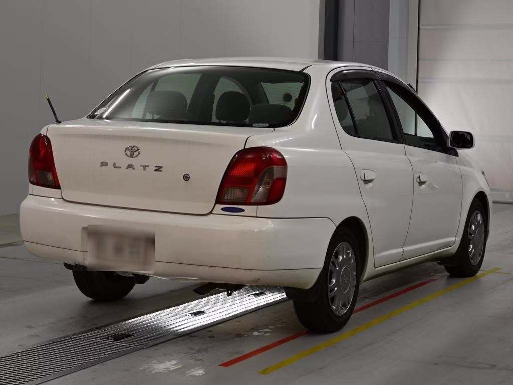 TOYOTA PLATZ