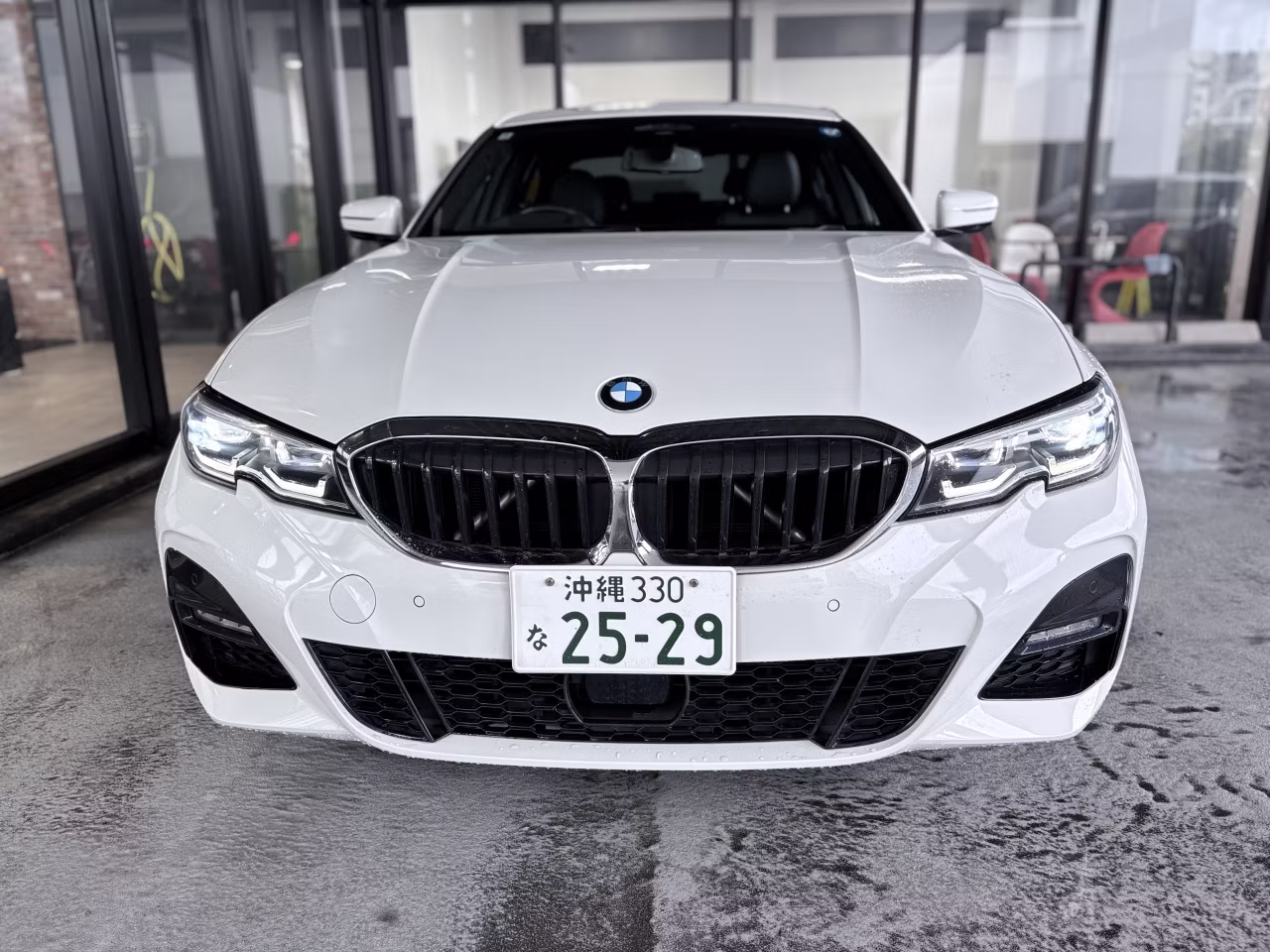 BMW 3-SERIES