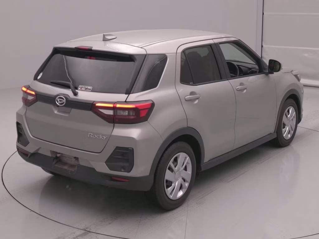 DAIHATSU ROCKY