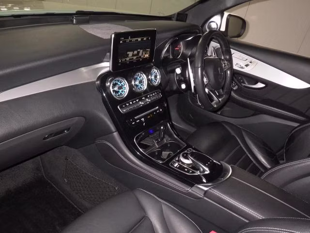 MERCEDES-BENZ GLC COUPE