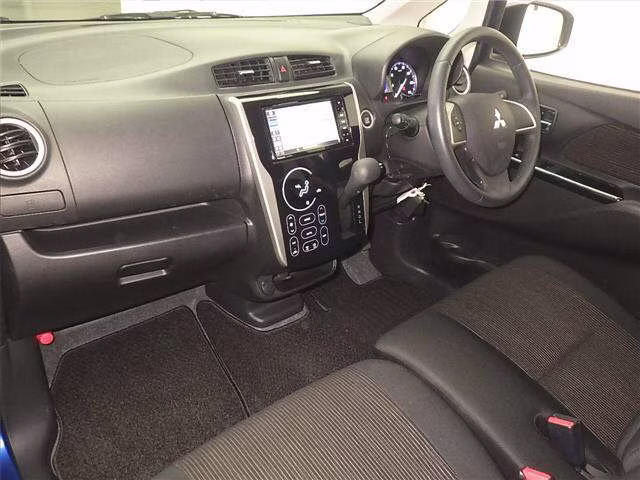 MITSUBISHI EK CUSTOM