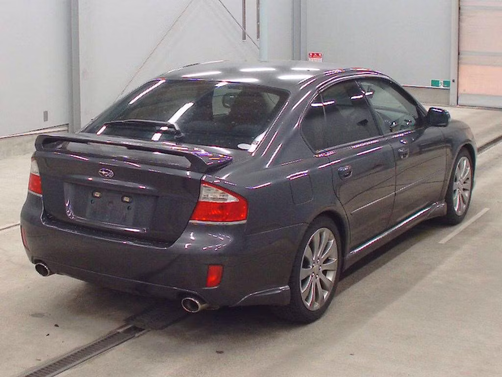 SUBARU LEGACY B4