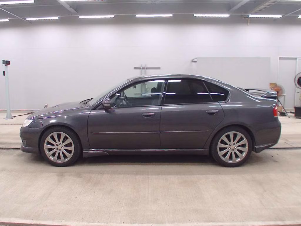 SUBARU LEGACY B4