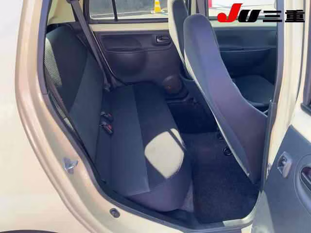DAIHATSU ESSE
