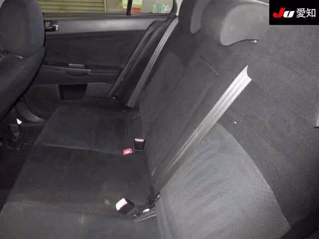 MITSUBISHI GALANT FORTIS