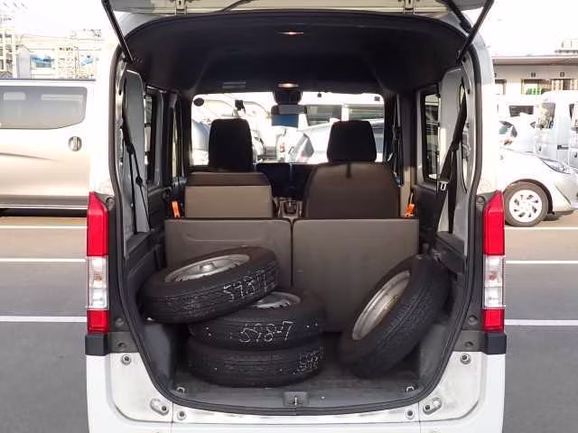 HONDA N-VAN
