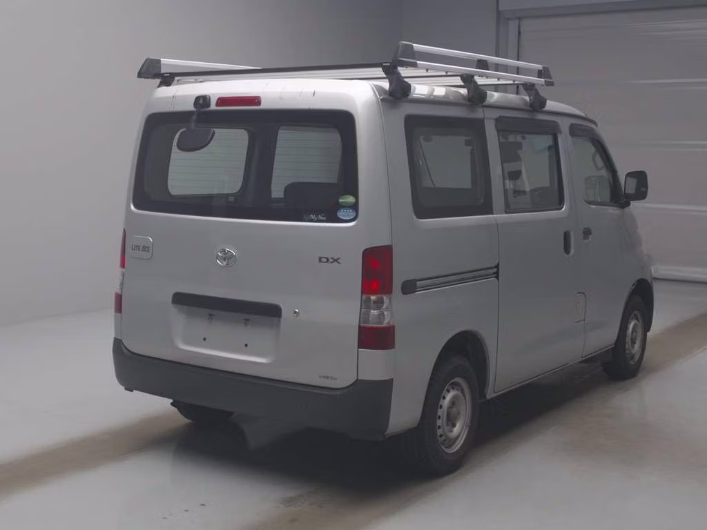 TOYOTA LITE ACE