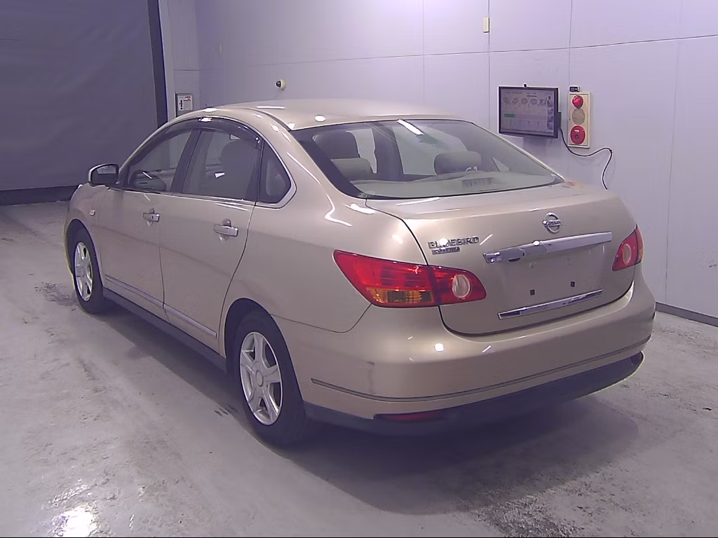 NISSAN BLUEBIRD SYLPHY