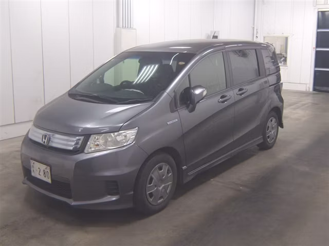 HONDA FREED SPIKE