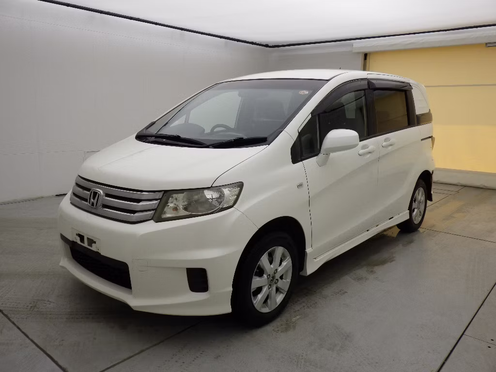 HONDA FREED SPIKE