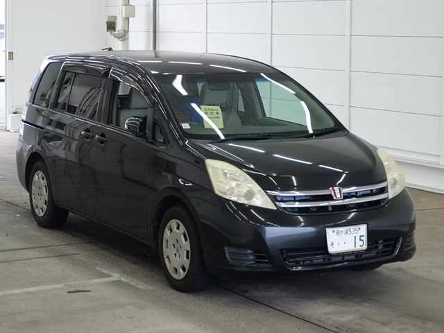 TOYOTA ISIS