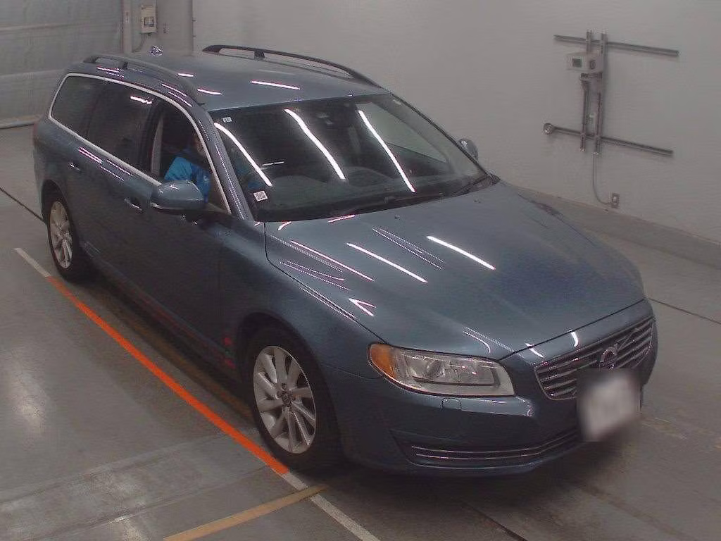 VOLVO V70
