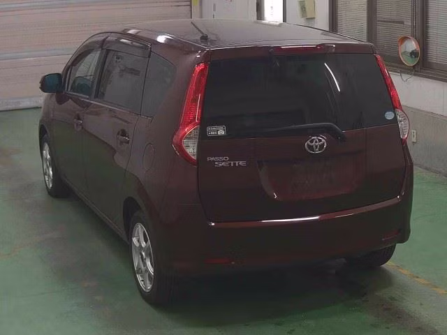TOYOTA PASSO SETTE