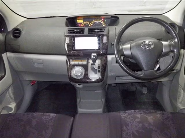 TOYOTA PASSO SETTE