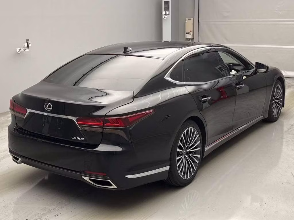LEXUS LS500