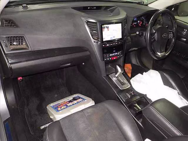 SUBARU LEGACY