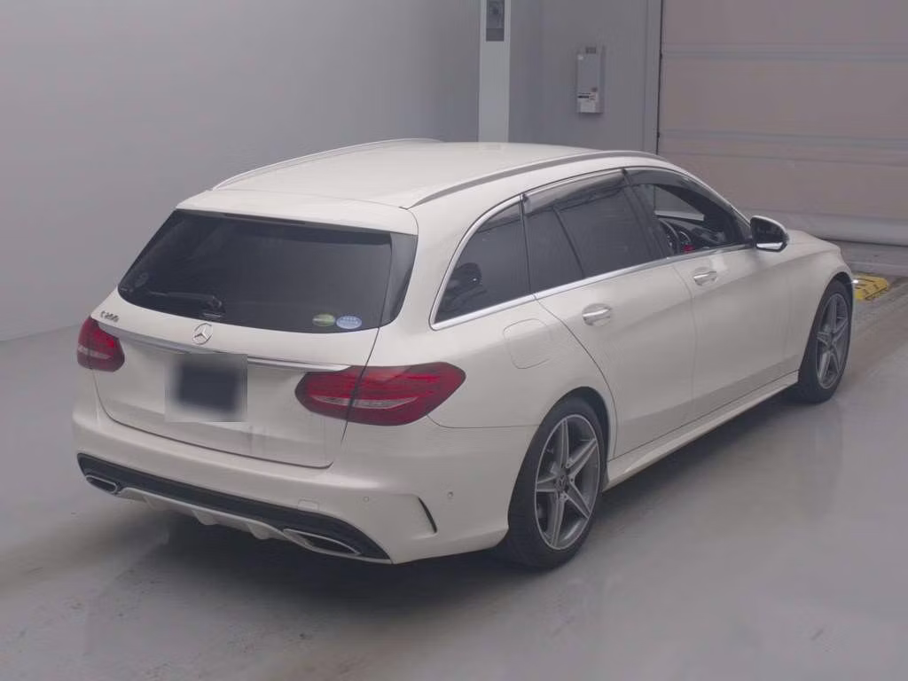 MERCEDES-BENZ C-CLASS