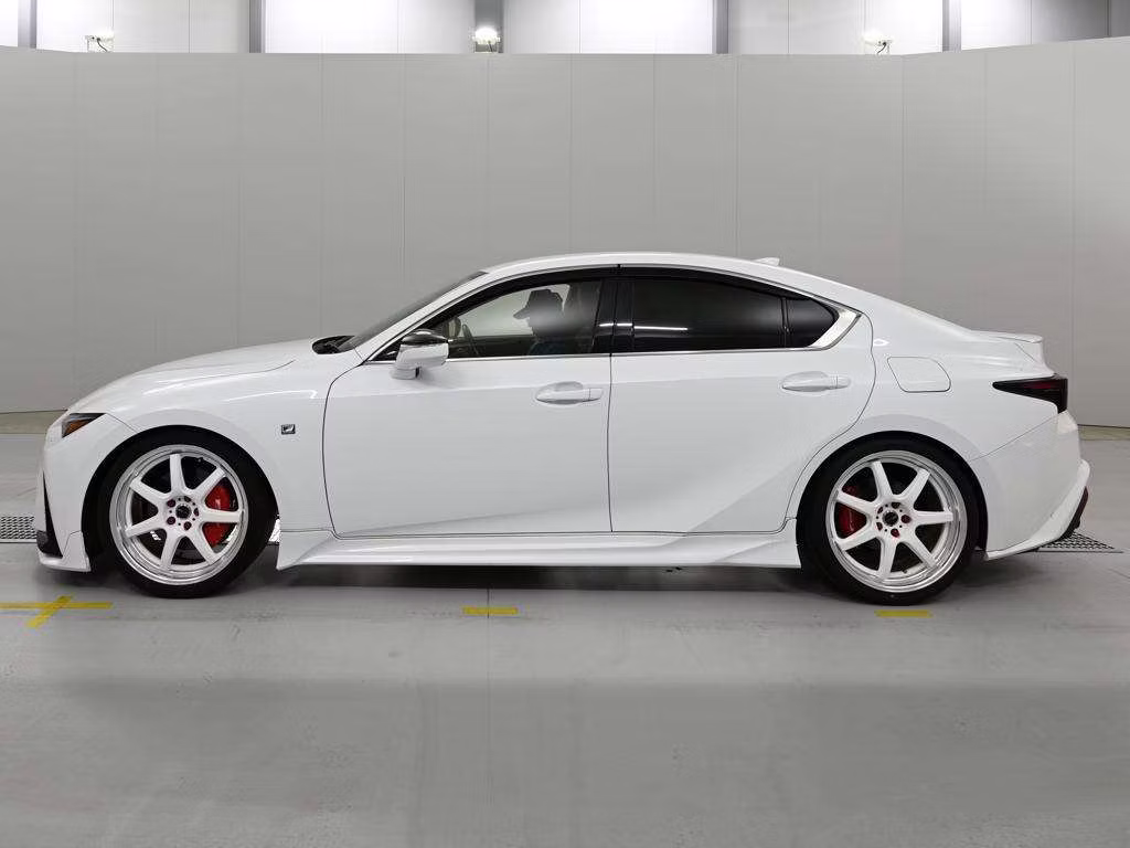 LEXUS IS300H
