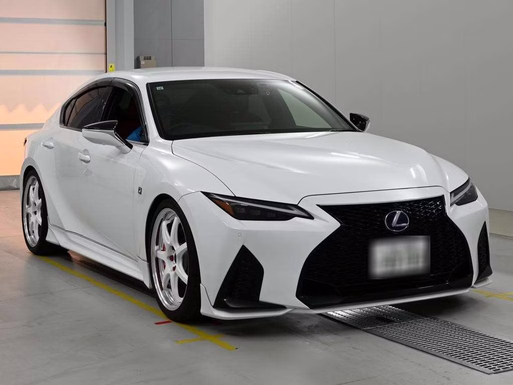 LEXUS IS300H