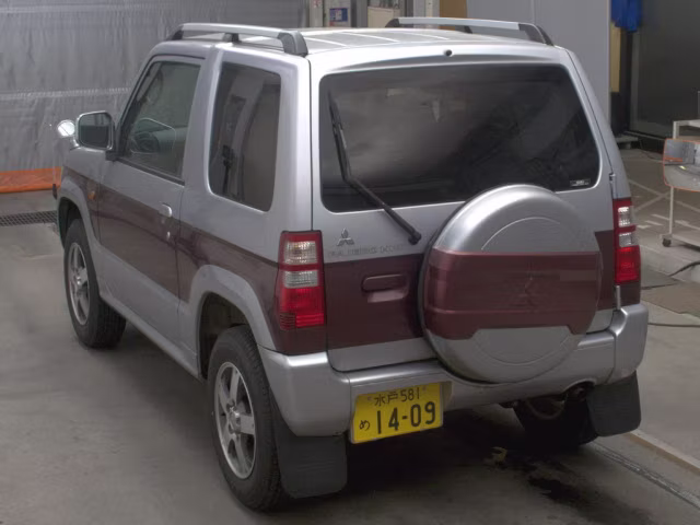 MITSUBISHI PAJERO MINI