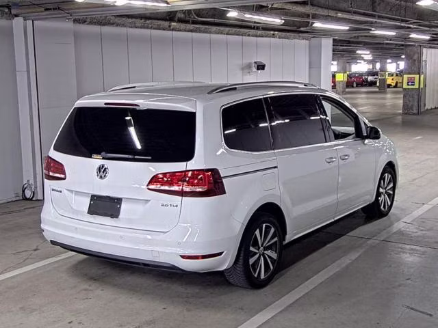 VOLKSWAGEN SHARAN