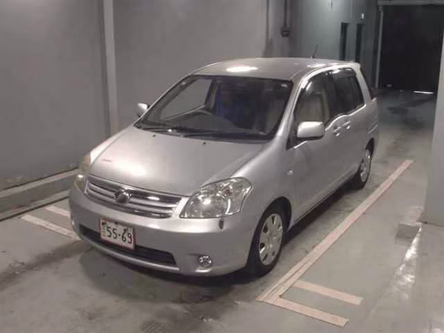 TOYOTA RAUM
