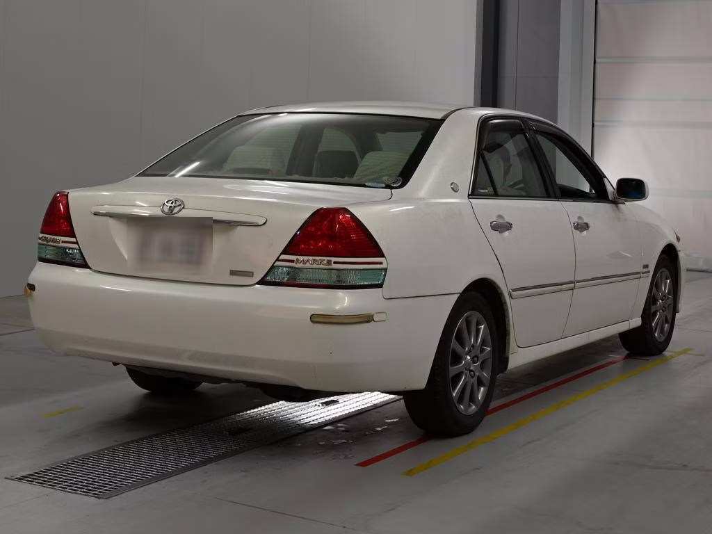 TOYOTA MARK II