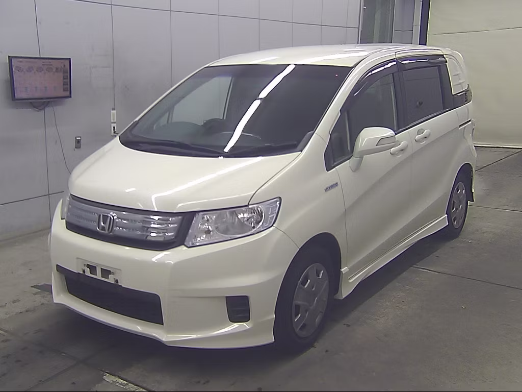 HONDA FREED SPIKE