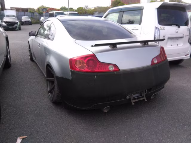 NISSAN SKYLINE