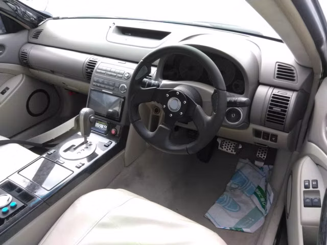 NISSAN SKYLINE